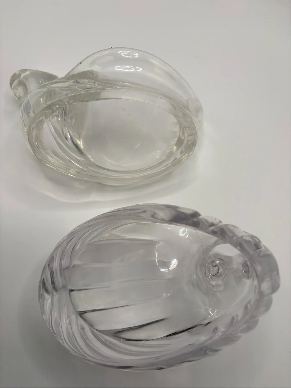 Set of 2 Acrylic Swan Trinkets Soap Dish Bathroom Decor Kitsch MCM Vanity Tray